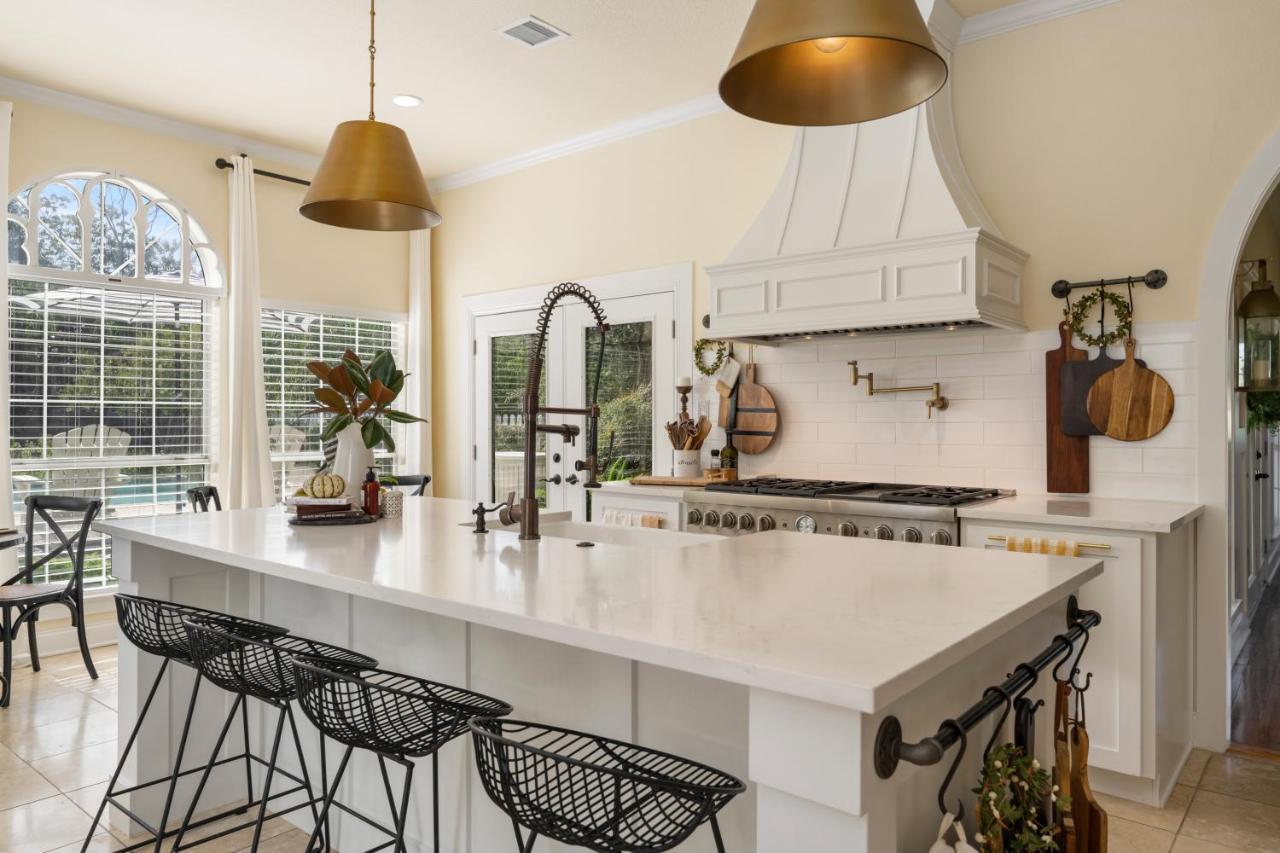 The Plantation House Boutique Inn Pflugerville Bagian luar foto