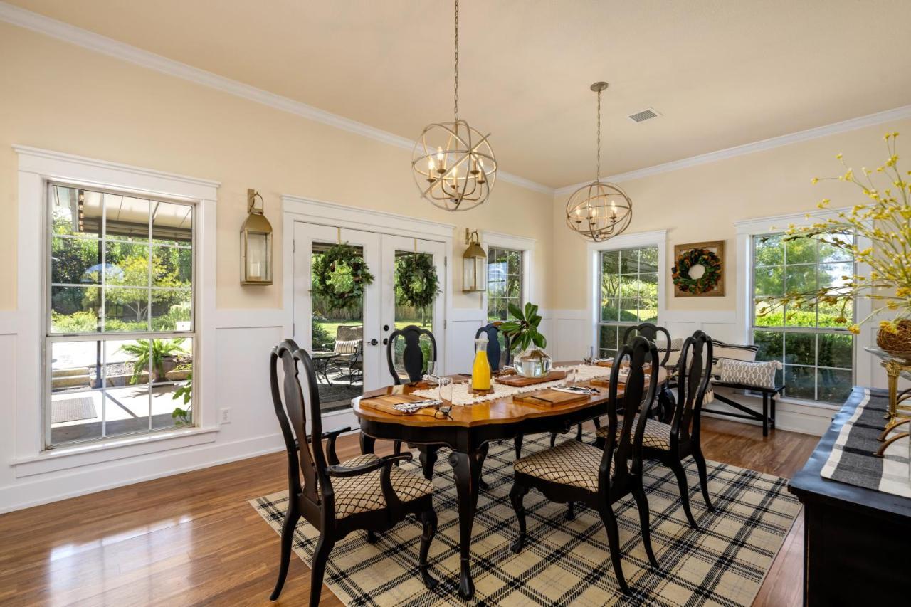 The Plantation House Boutique Inn Pflugerville Bagian luar foto