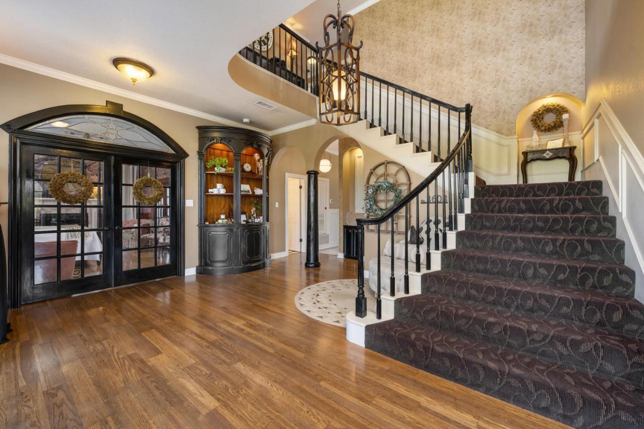 The Plantation House Boutique Inn Pflugerville Bagian luar foto