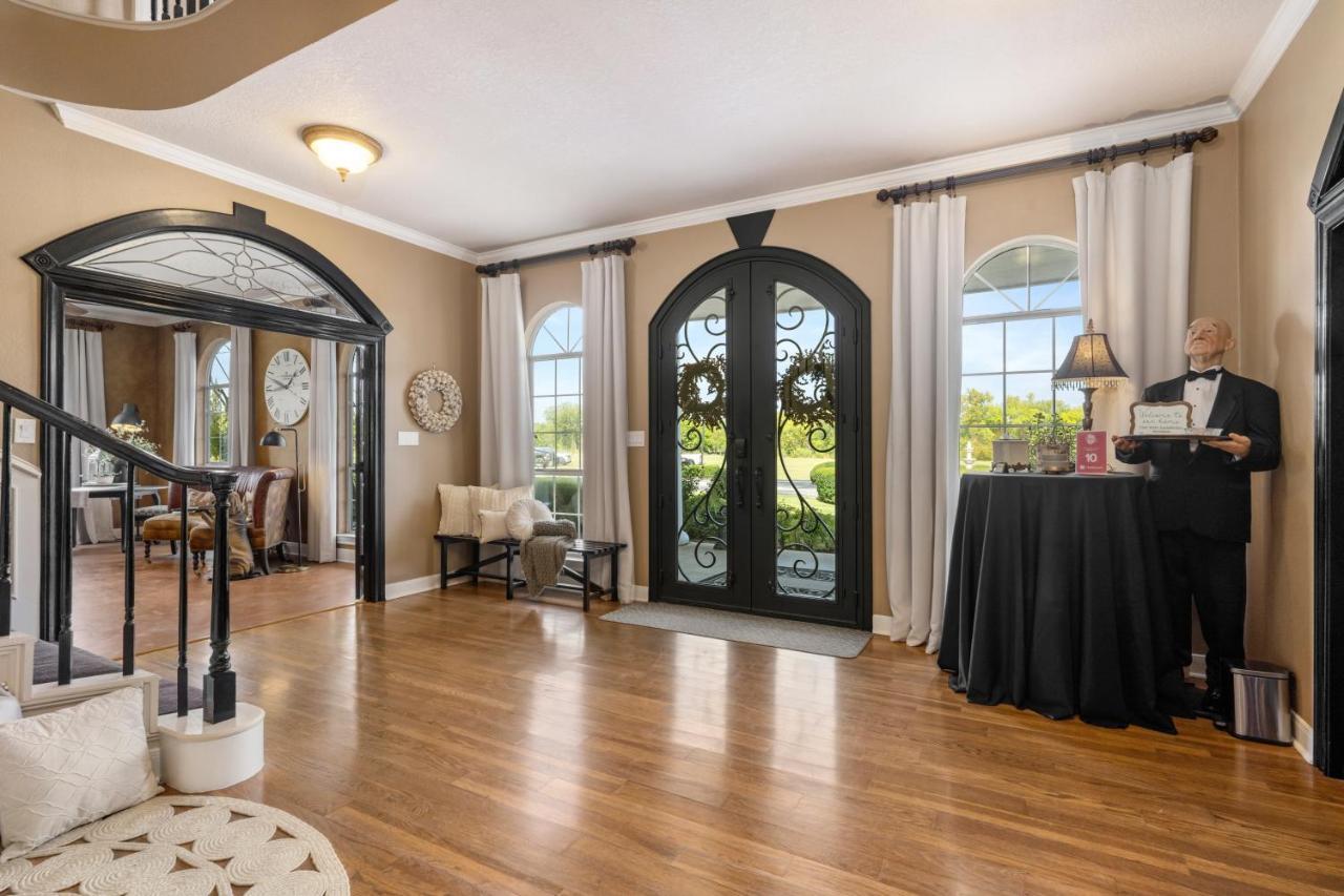 The Plantation House Boutique Inn Pflugerville Bagian luar foto