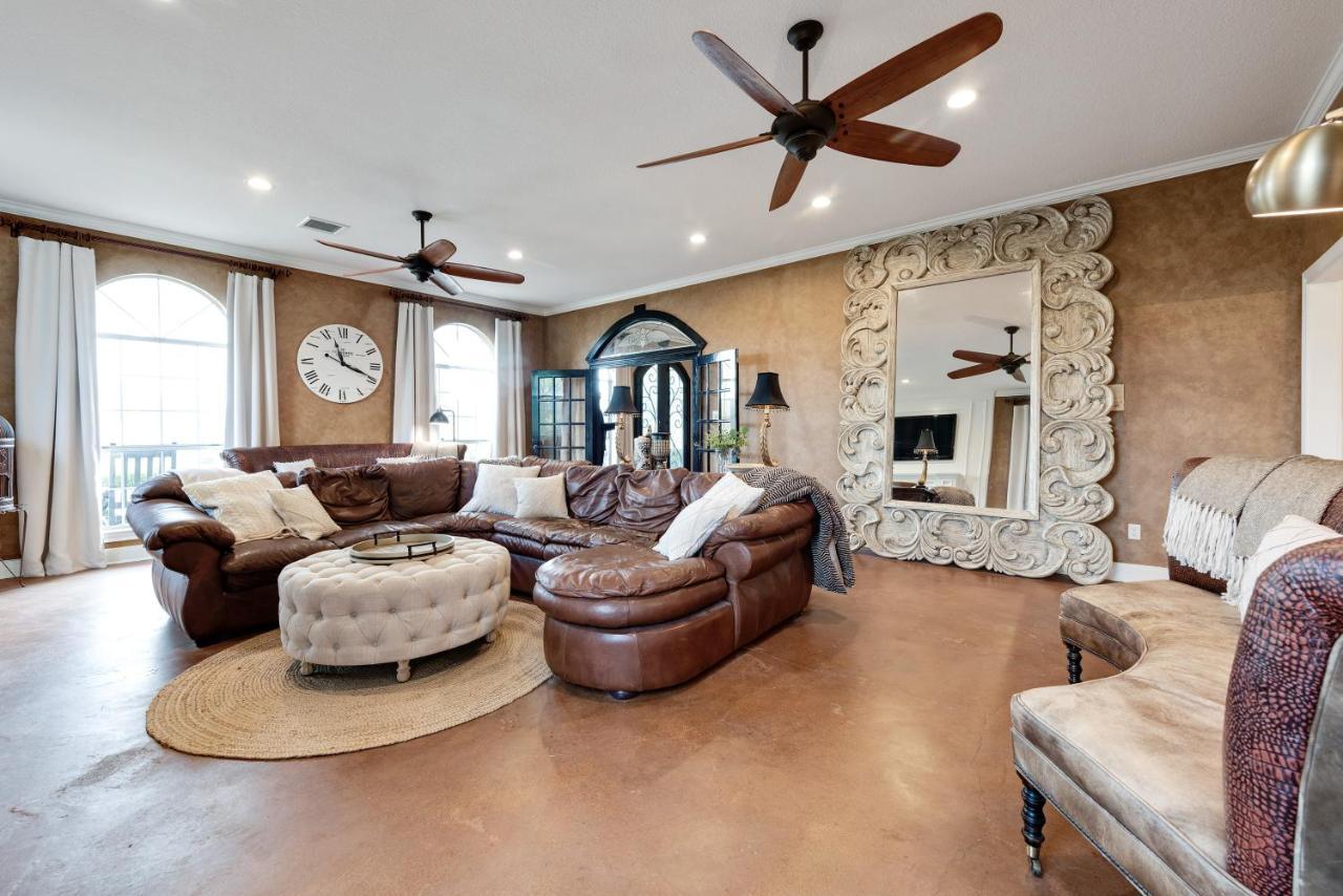 The Plantation House Boutique Inn Pflugerville Bagian luar foto