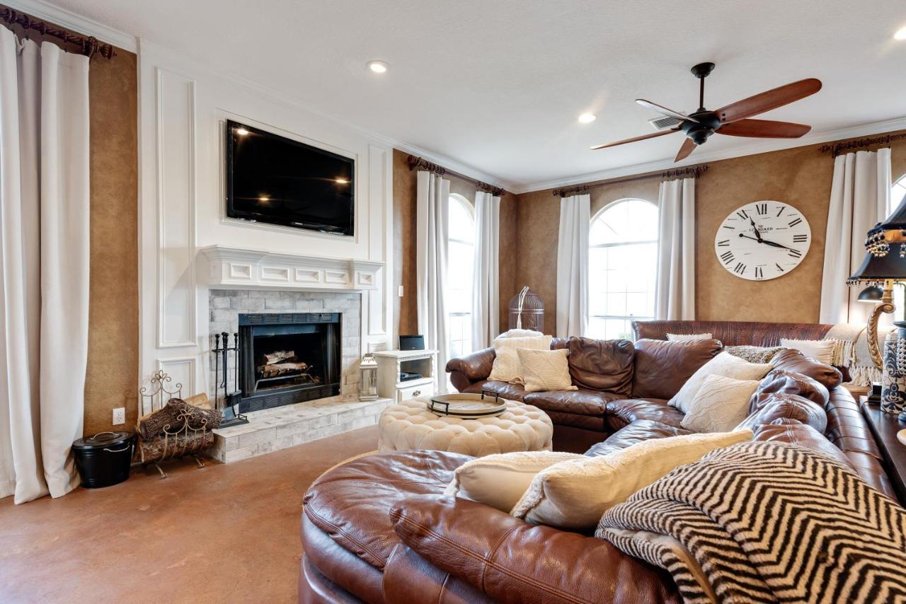 The Plantation House Boutique Inn Pflugerville Bagian luar foto