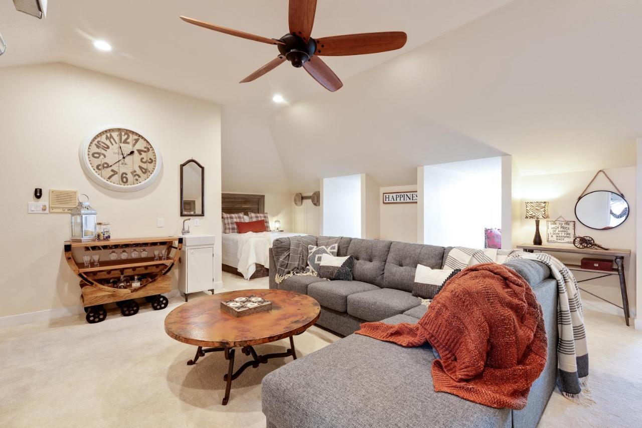 The Plantation House Boutique Inn Pflugerville Bagian luar foto